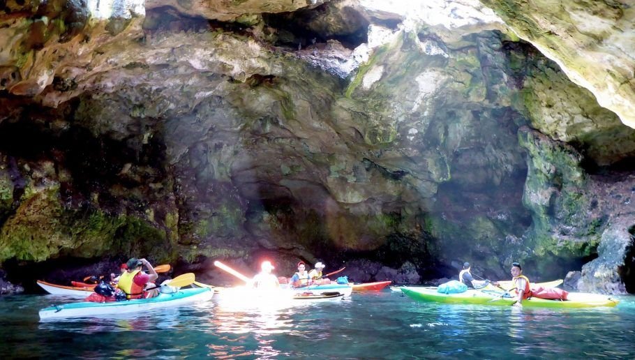 kayaking in Polignano's cave - Puglia & Salento by kayak!